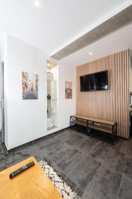 Cosy Paris - Disneyland - Rer A Apartment ฟอนตีเนย์-ซูส์-บัวส์ ภายนอก รูปภาพ