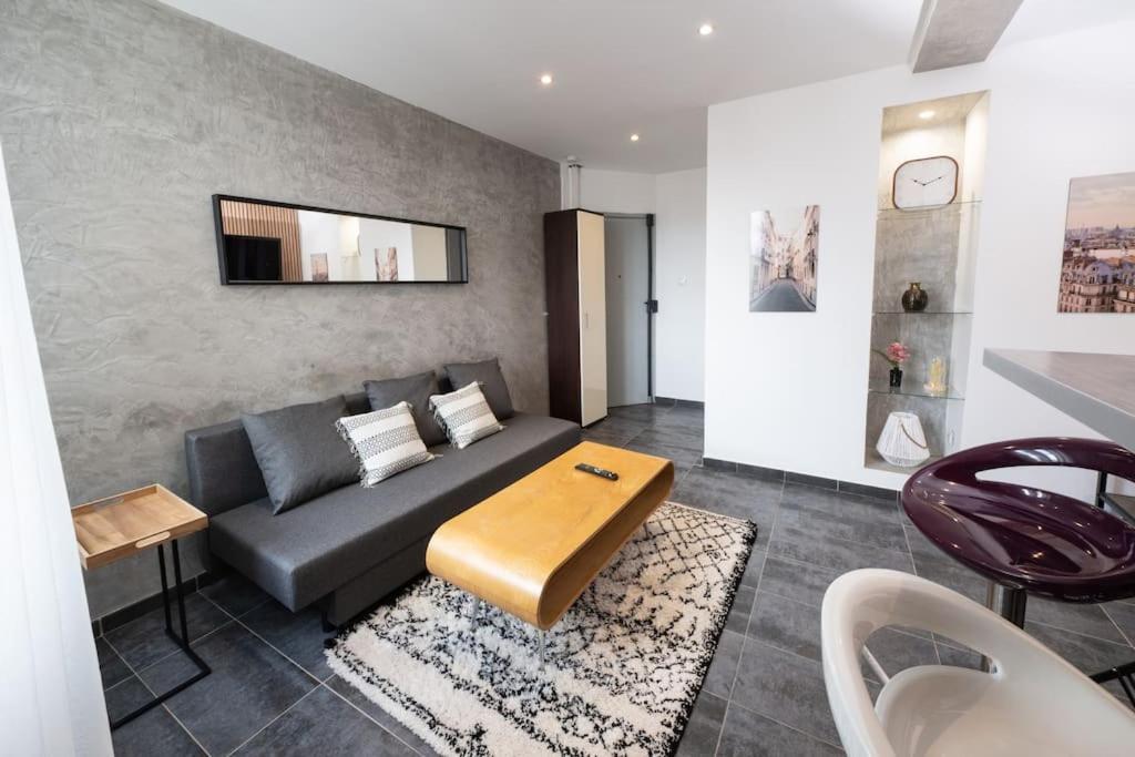 Cosy Paris - Disneyland - Rer A Apartment ฟอนตีเนย์-ซูส์-บัวส์ ภายนอก รูปภาพ